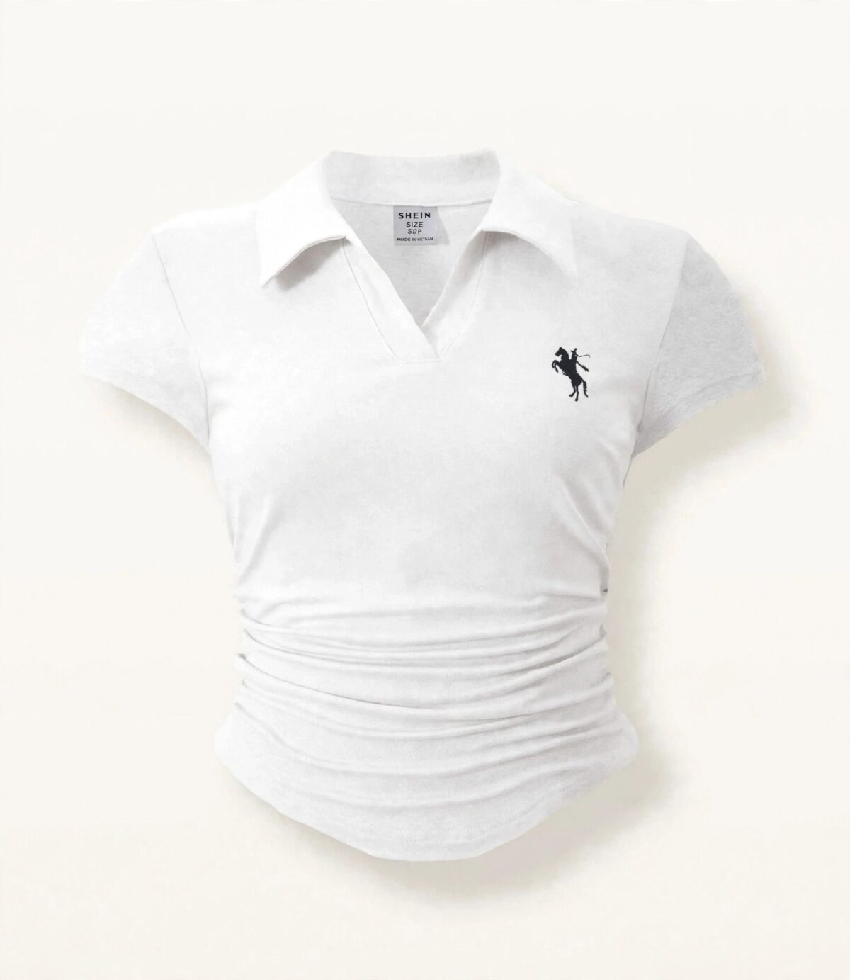 توب ديربي بياقة وتطريز بولو باللون الأبيض من جاوريا